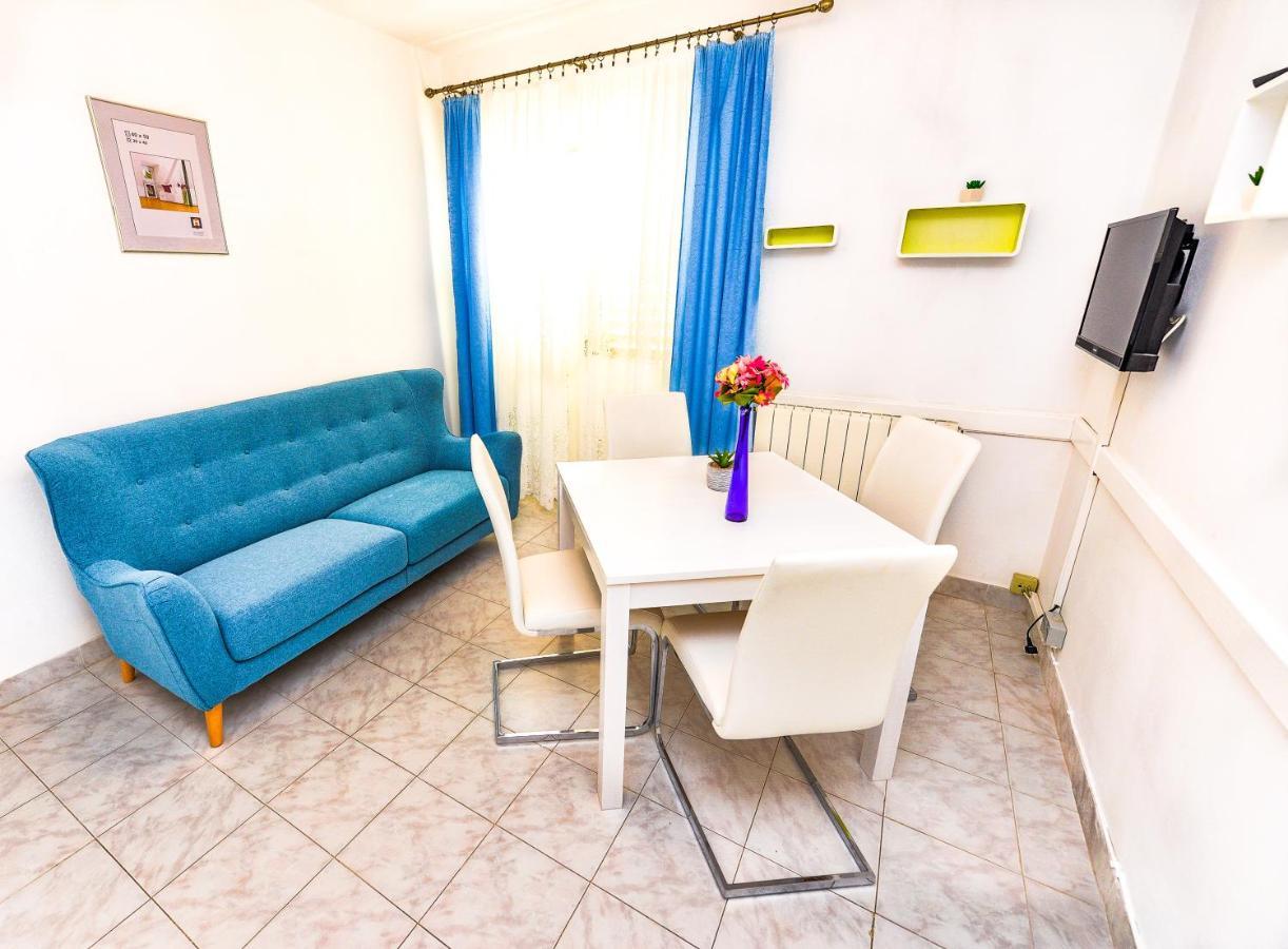 Apartments Ankica Новаля Екстериор снимка