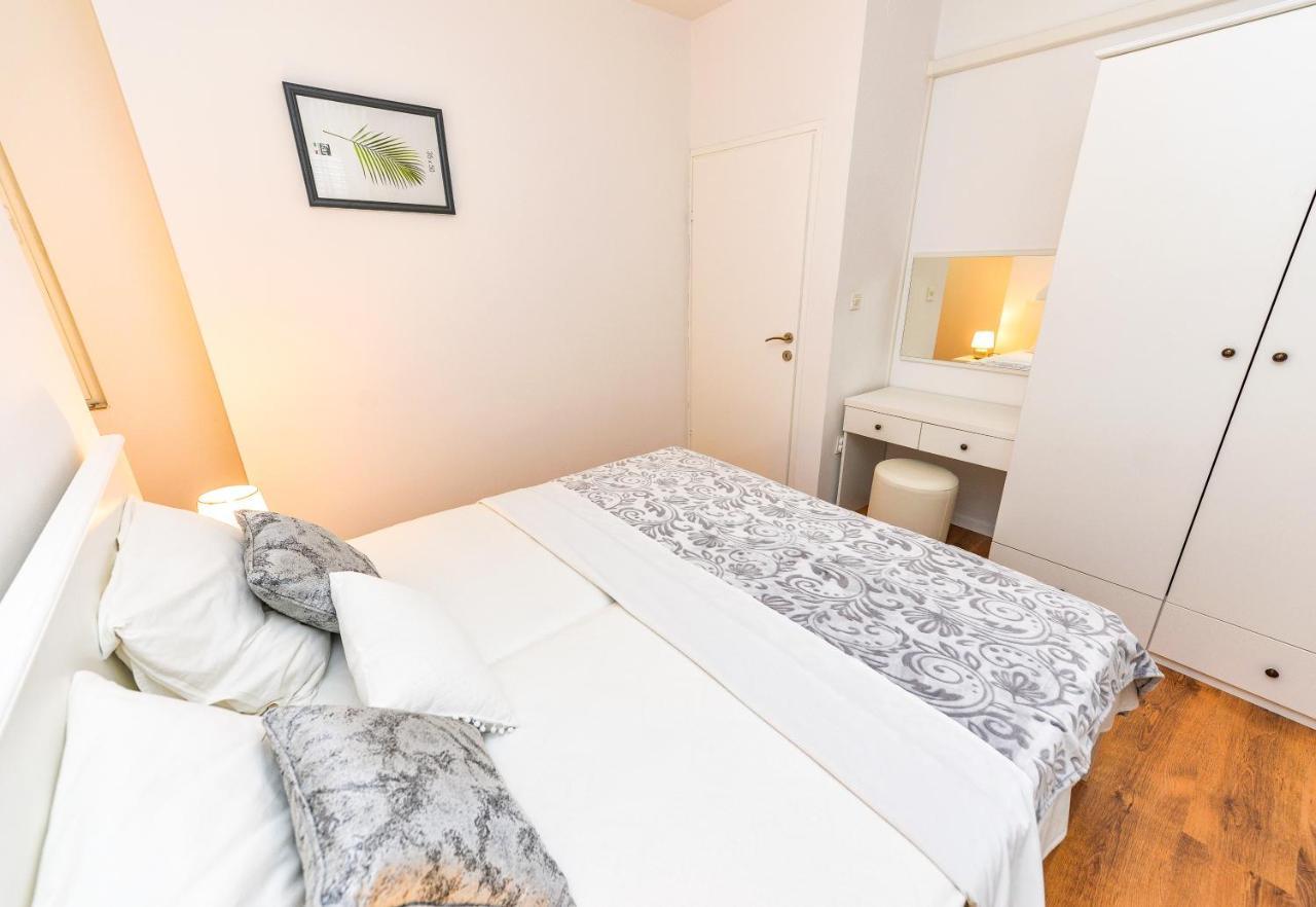 Apartments Ankica Новаля Екстериор снимка
